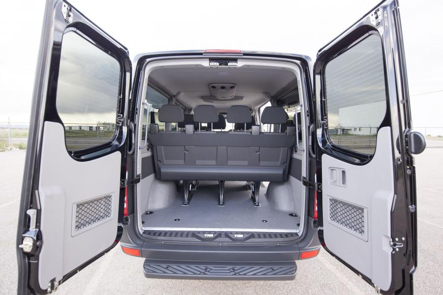  Mercedes-Benz Sprinter 2500 Passenger Van 2015 года  (US) (фото 11 из 13)